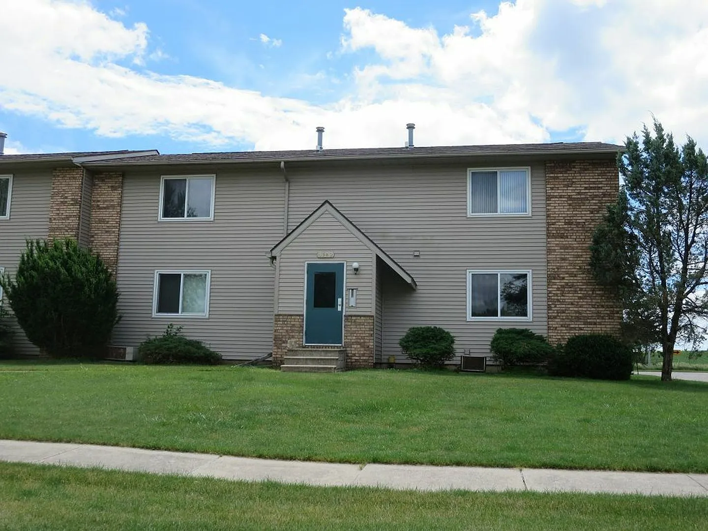 4932 DuBois Dr — Photo 1