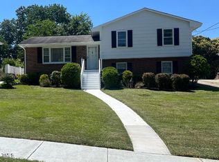 1517 Westchester Rd, Raleigh, NC 27610