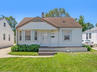 573 Chestnut Ave, Hazel Park, MI 48030