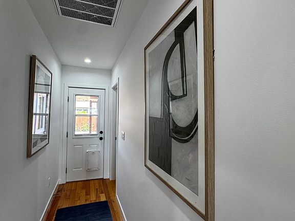 4th image of 346 S 23rd St