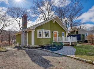 141 Vermont Trl, Hopatcong, NJ 07843