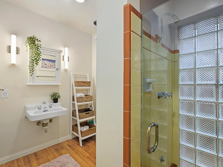 217 Garnet Ave #A — Photo 10