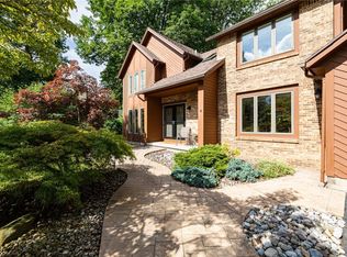 340 Andiron Ln, Rochester, NY 14612