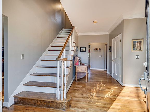 5th image of 1004 Winchester Ln