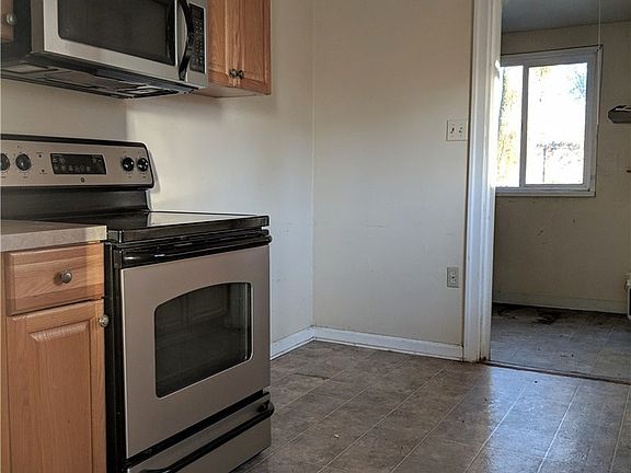 4th image of 14719 W Thorne Ln SW