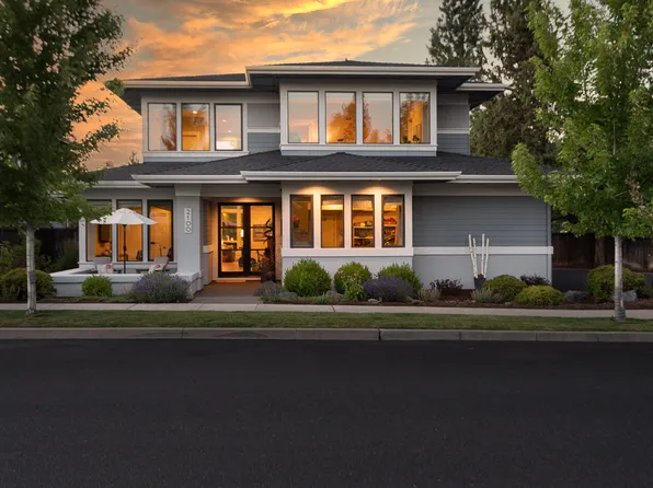 2100 NW Newport Hills Dr, Bend, OR 97703