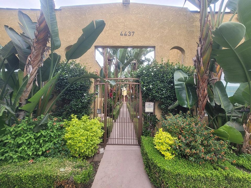 1st image of 4437-4441 3/4 Willow Brook Ave #4437