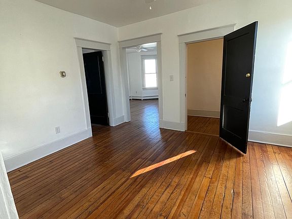Dining/living area with south- facing windows