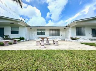 1100 NE 2nd St, Hallandale Beach, FL 33009