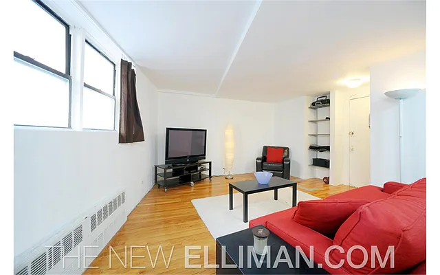 Rented by Douglas Elliman | media 29