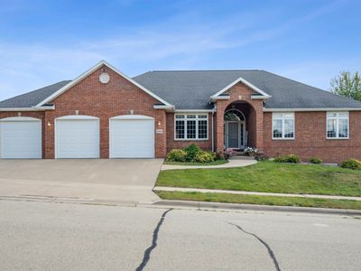 2480 Wheatland Dr, Dubuque, IA, 52002