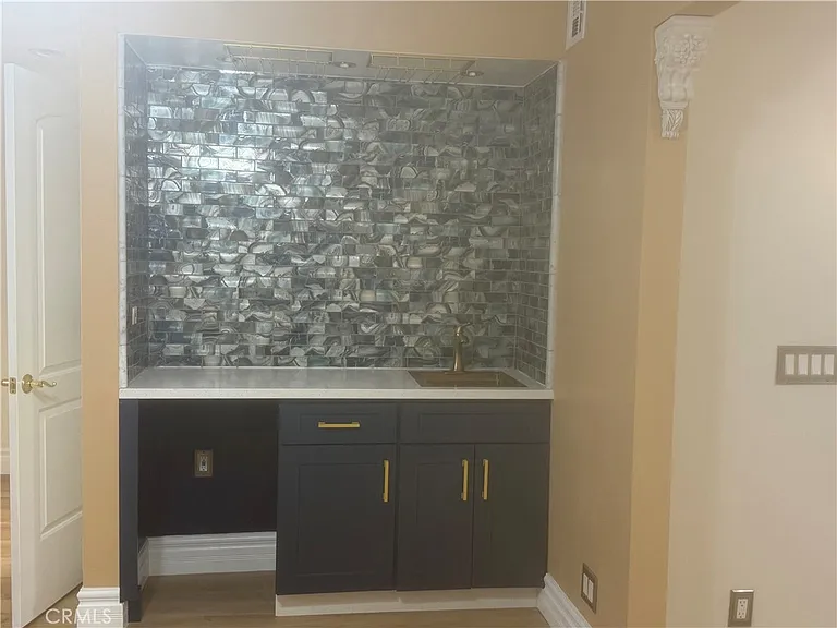 5727 Etiwanda Ave #3 — Photo 53