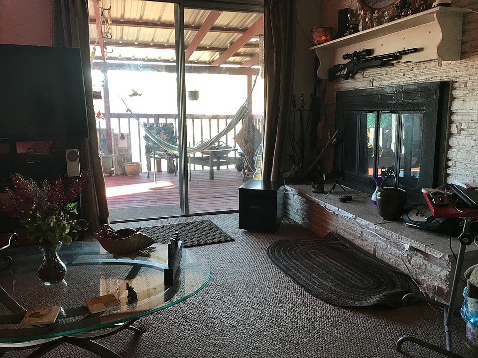 Patio doors to patio deck fr