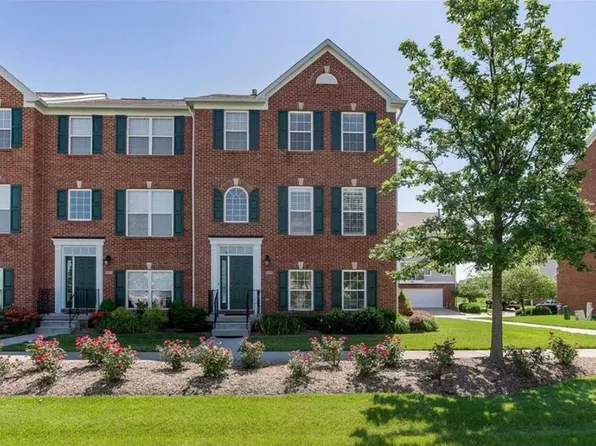 13388 Golden Gate Dr W, Carmel, IN 46074