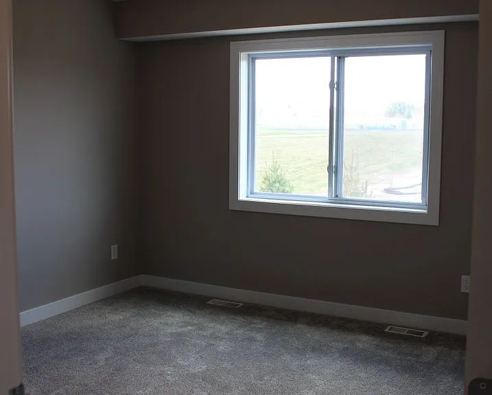 1748 Morning Glory Dr — Photo 13
