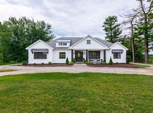 2420 Lucas Rd, Muscatine, IA 52761