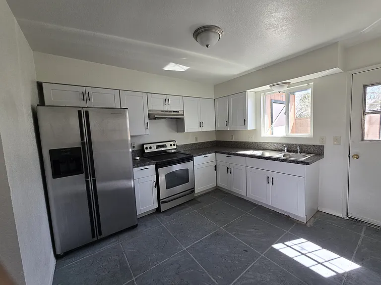 2634 N Estrella Ave #A — Photo 1