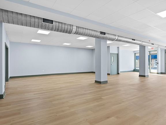 4th image of 118 W 3rd St #1A