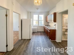 22-58 27th St #2B, Astoria, NY 11105
