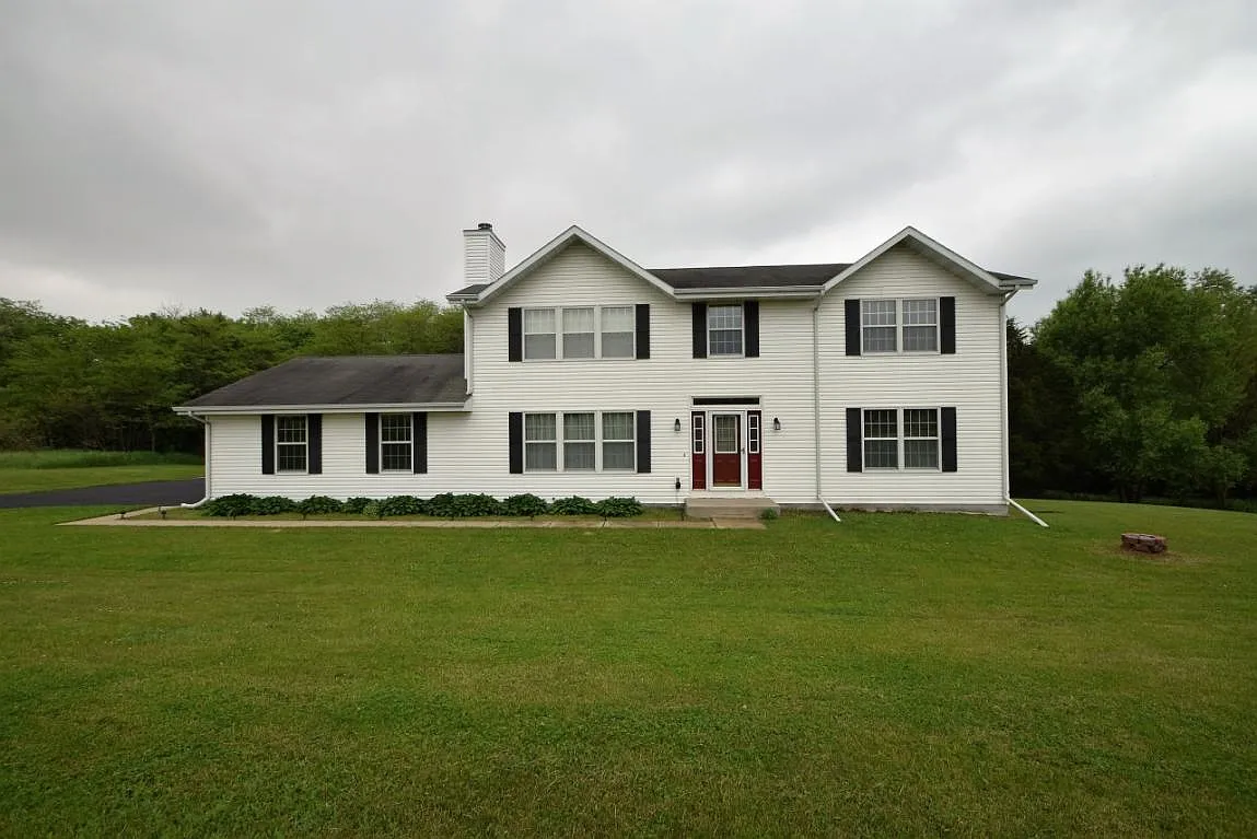 W4993 Dunbar Dr photo 1