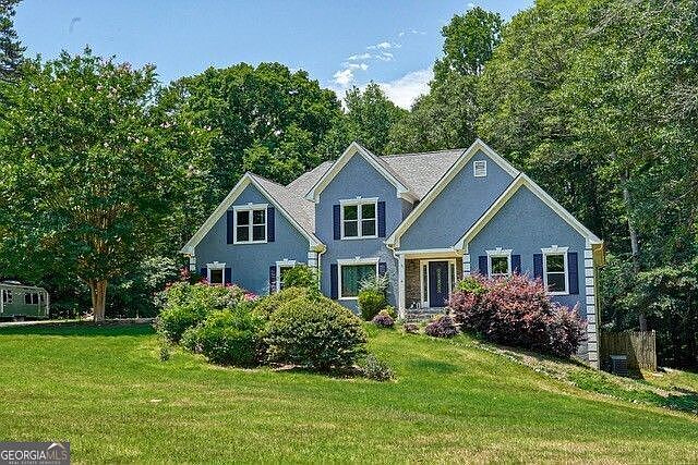 1st image of 335 Butterfield Ln