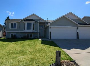 8808 E Vista Park Dr, Spokane, WA 99217