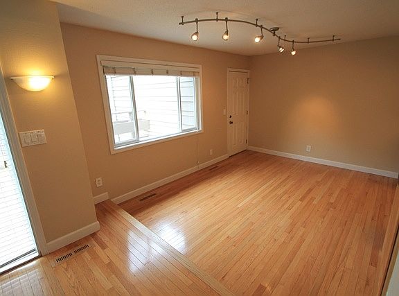 5th image of 9720 Mill Creek Dr
