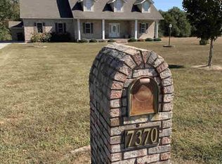 7370 Oterson Rd, Benton, IL 62812