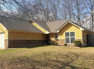 182 Lee Road 2158, Smiths Station, AL 36877