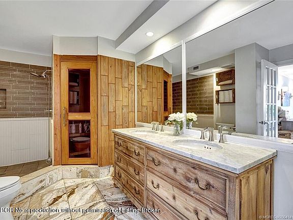 5th image of 301 Croton Ave #Penthouse 504