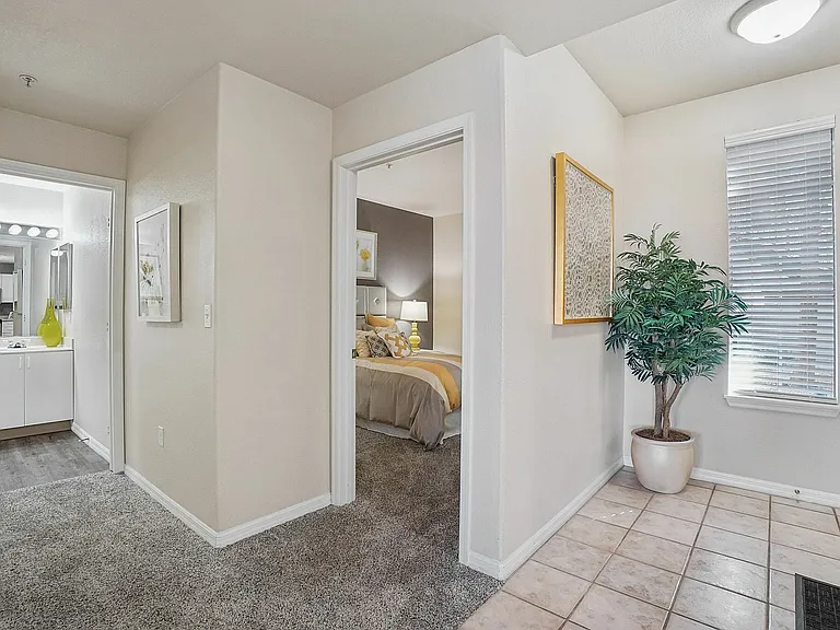 Stratton Second bedroom bathroom area