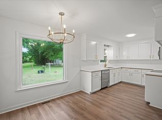 2321 Queen Ann Rd, Florence, SC 29501