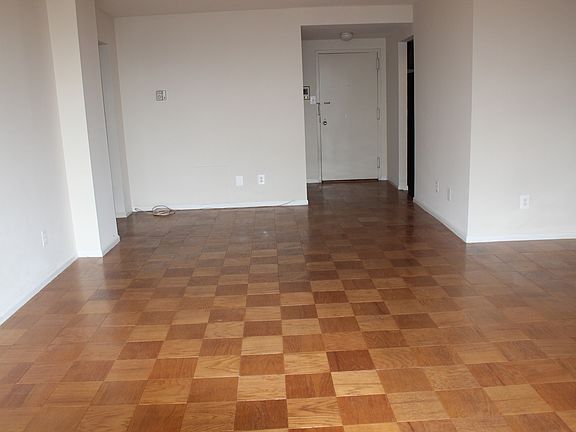 2nd image of 118 Monroe St #10