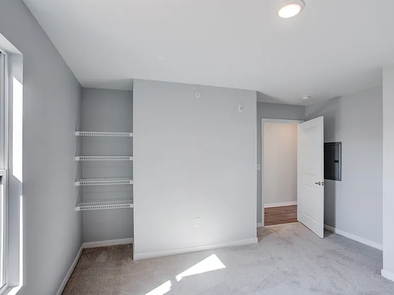 Cypress Point Apartments — Photo 34