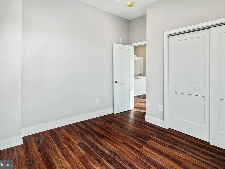 1527 Ridge Ave #1b 1b — Photo 21