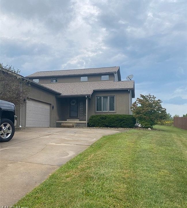 1st image of 292 Aspen Dr NW