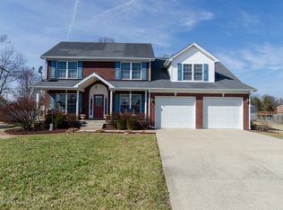 307 Bentwood Dr, Shepherdsville, KY 40165