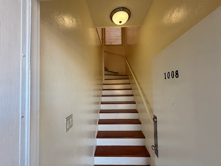 1008 Huron Ave #1008 — Photo 3