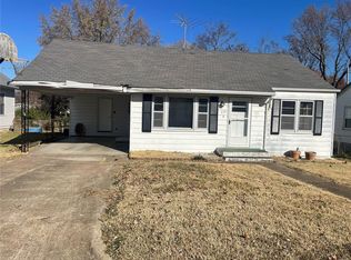 255 Catalpa Ln, Lebanon, MO 65536