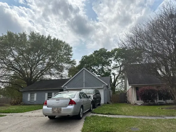 24103 Spring Fork Dr, Spring, TX 77373