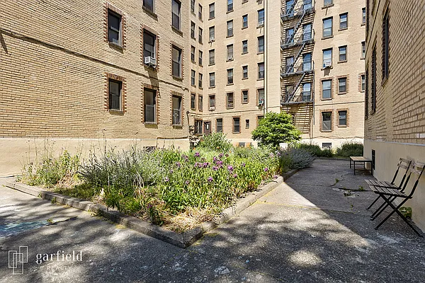 Sold by Garfield Realty  | media 13