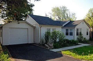 817 N Jackson St photo 1