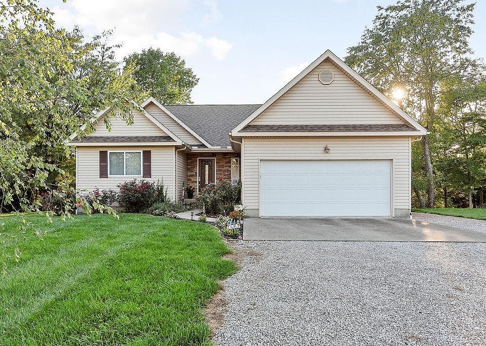 1st image of 636 Waynoka Dr