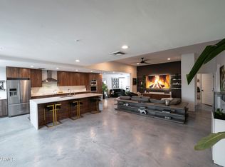 8725 E Monterosa Ave, Scottsdale, AZ 85251
