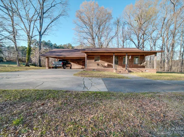 2693 W Wall St, Wadesboro, NC 28170