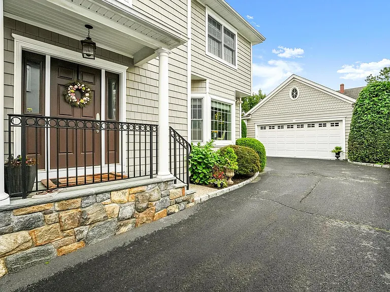 Welcome Home - This Townhome has it All; Garage, Patio and Private Backyard!