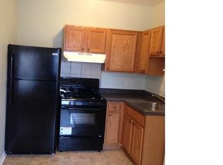 7026 S Paxton Ave #2B, Chicago, IL 60649