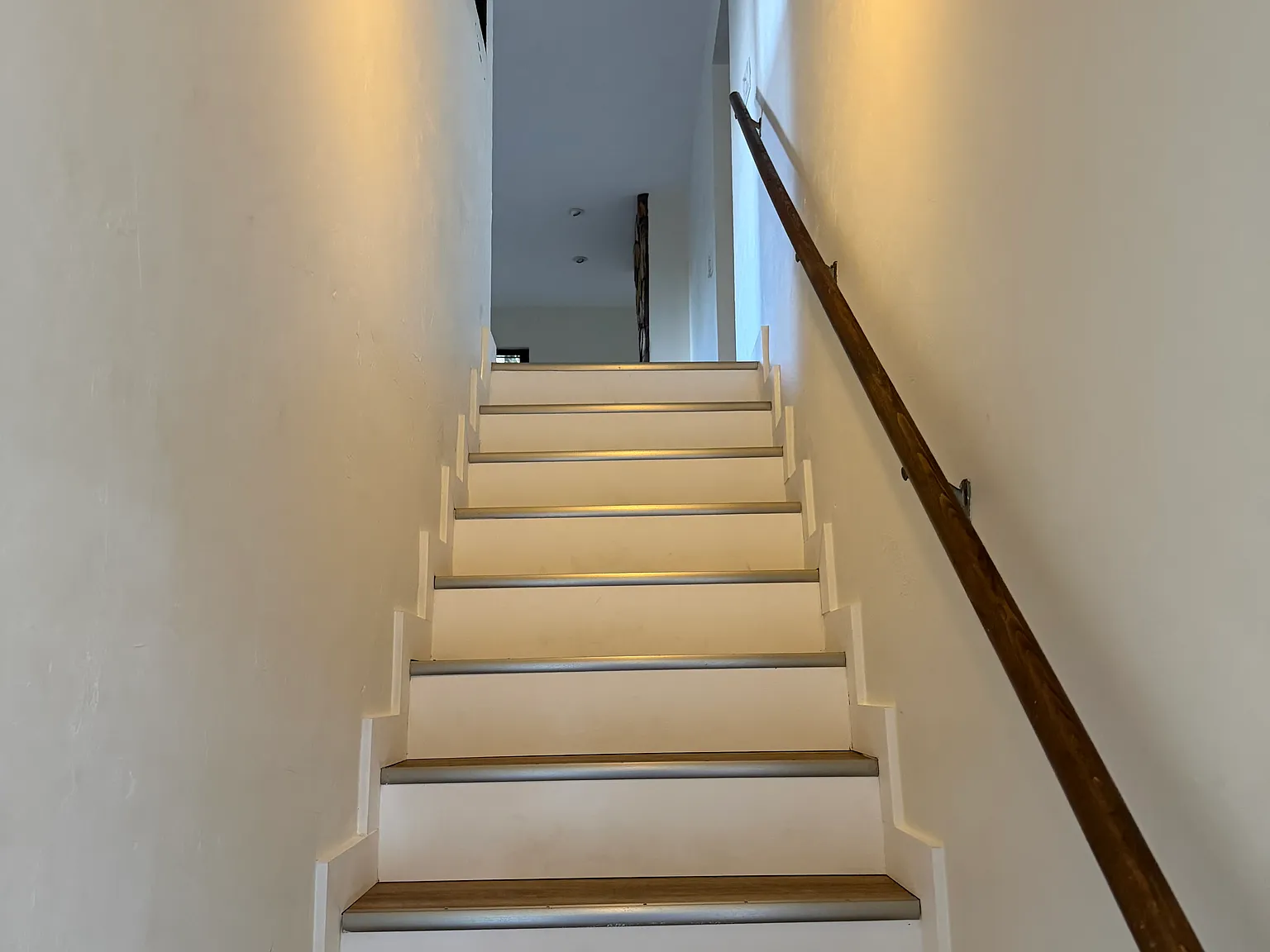 2 bed, 1120 sqft, $1,900 — Photo 3