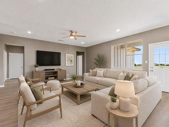 3rd image of 151 Bianca Cir