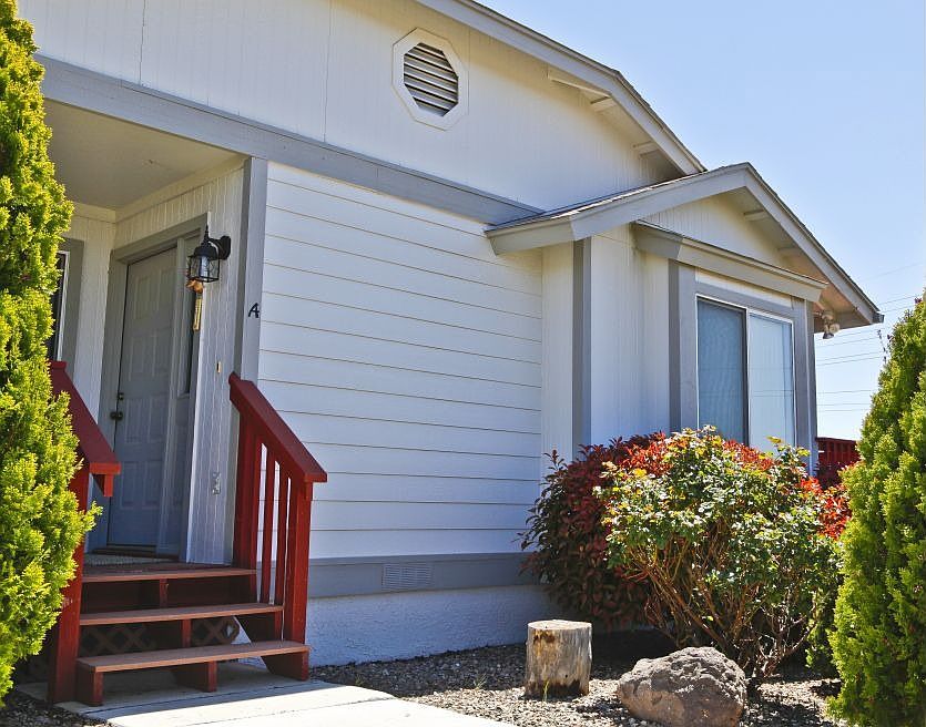 Rare end corner unit